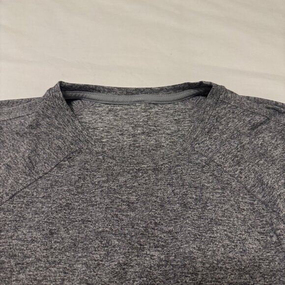 Lululemon License to Train Classic-Fit T-Shirt Heathered Black 8 - Picture 7 of 8